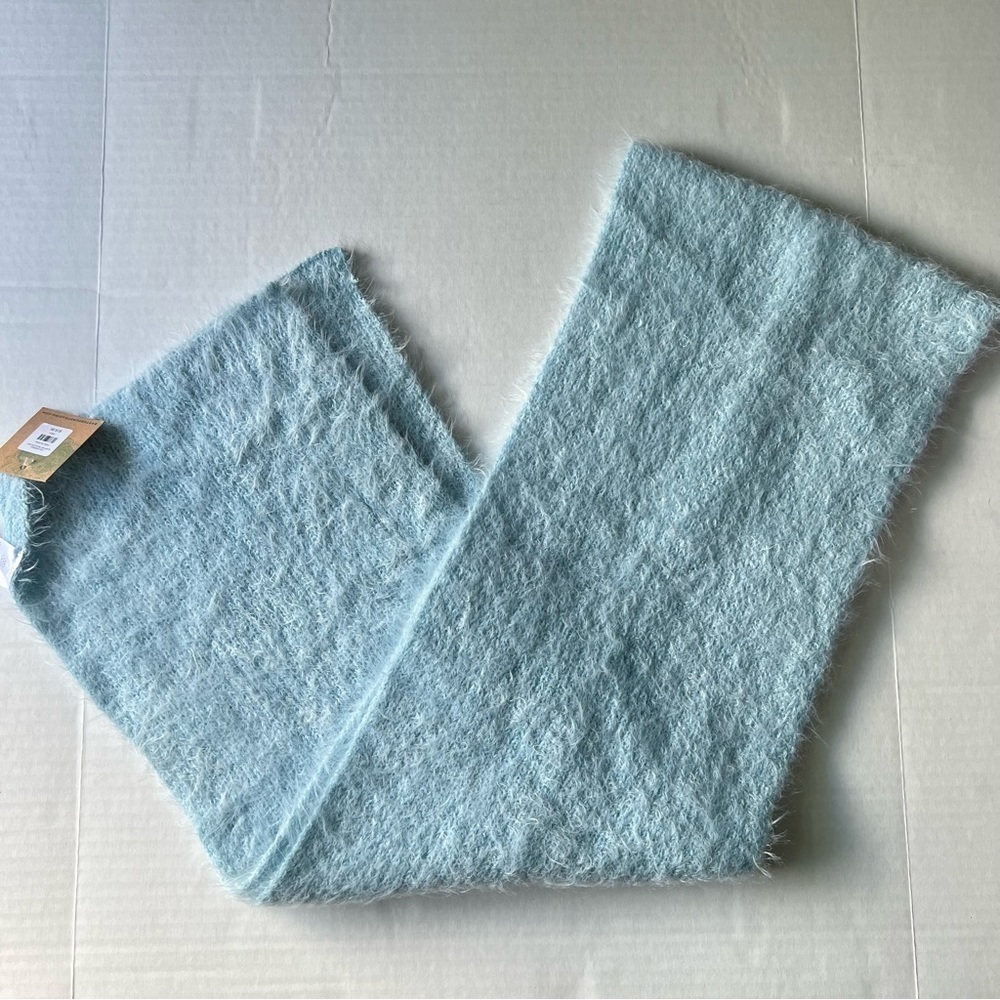 NWT Earthbound fuzzy scarf light blue